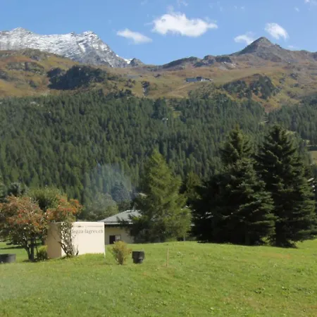 Residenza Lagrev - 2 Zimmerwohnung Nr 022 - Typ 21a - Hochparterre - Sued West * Sils Maria