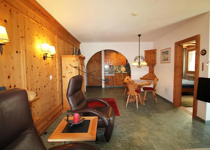 Residenza Lagrev - 2 Zimmerwohnung Nr 022 - Typ 21a - Hochparterre - Sued West Sils-Maria