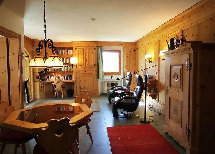 Appartement Residenza Lagrev - 2 Zimmerwohnung Nr 022 - Typ 21a - Hochparterre - Sued West *